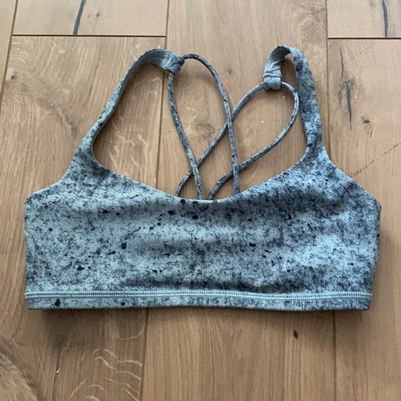 Lululemon sports bra - Picture 1 of 4